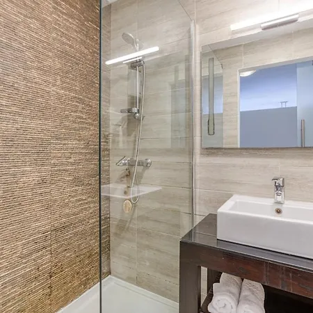 Stylish 1bedroom In The Heart Of St Julians 402 * San Ġiljan