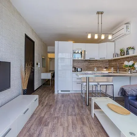 아파트 Stylish 1bedroom In The Heart Of St Julians 402 Saint Julian's